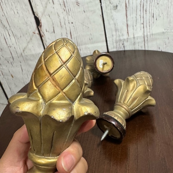 Gold Brass Toned Resin Plaster Finials from Pier Imports  Perfect for Curtains! - Picture 8 of 16
